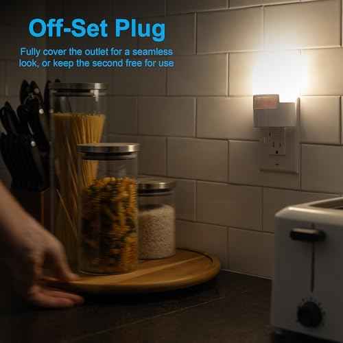 GE LED Motion Sensor Night Light, Plug into wall, 40 Lumens