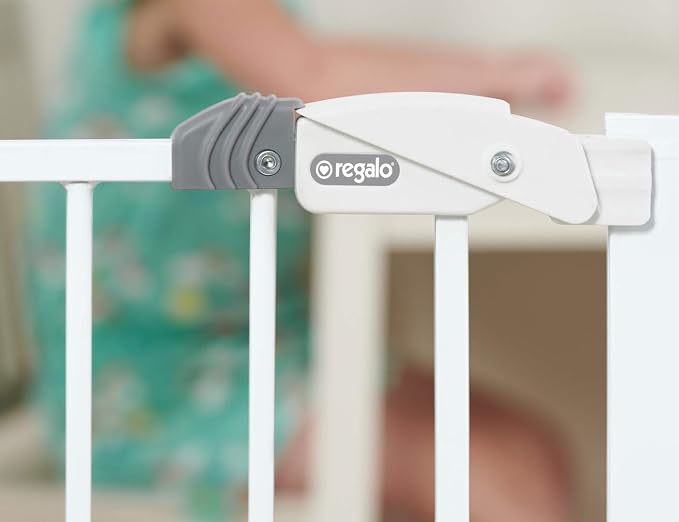 Regalo Safety Extra Wide & Tall Baby Gate - Image 4