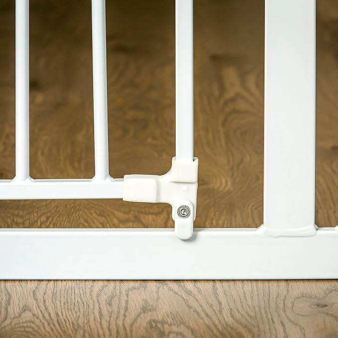 Regalo Safety 38.5 Inch Extra Wide Baby Gate - Image 7
