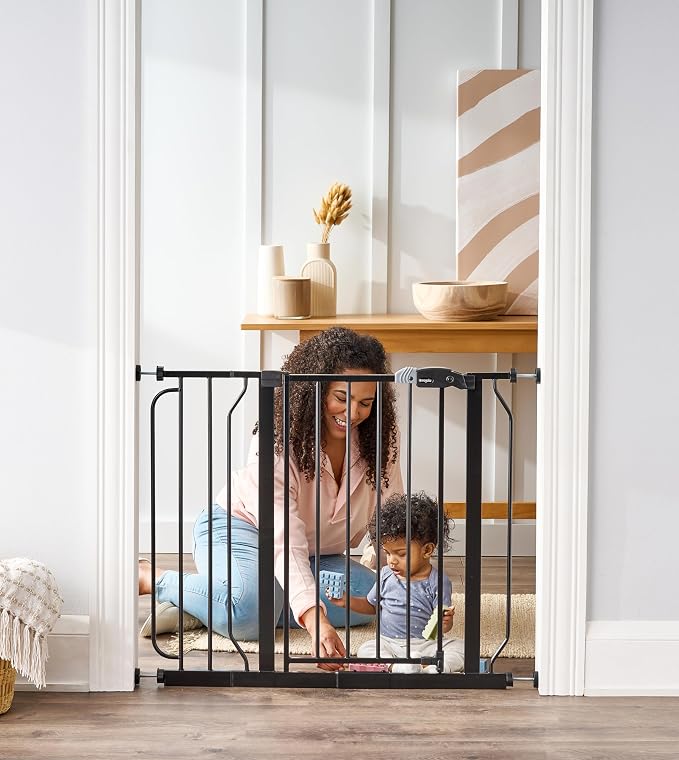 Regalo Safety 38.5 Inch Extra Wide Baby Gate by Regalo
