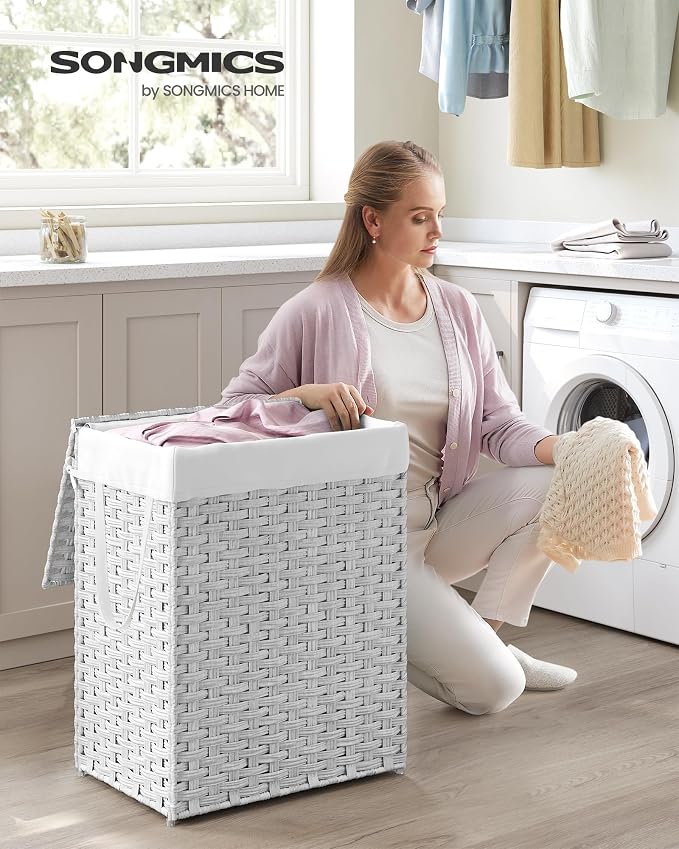 SONGMICS Laundry Hamper with Lid, 23.8 Gallon Synthetic Rattan Clothes Laundry - Image 2